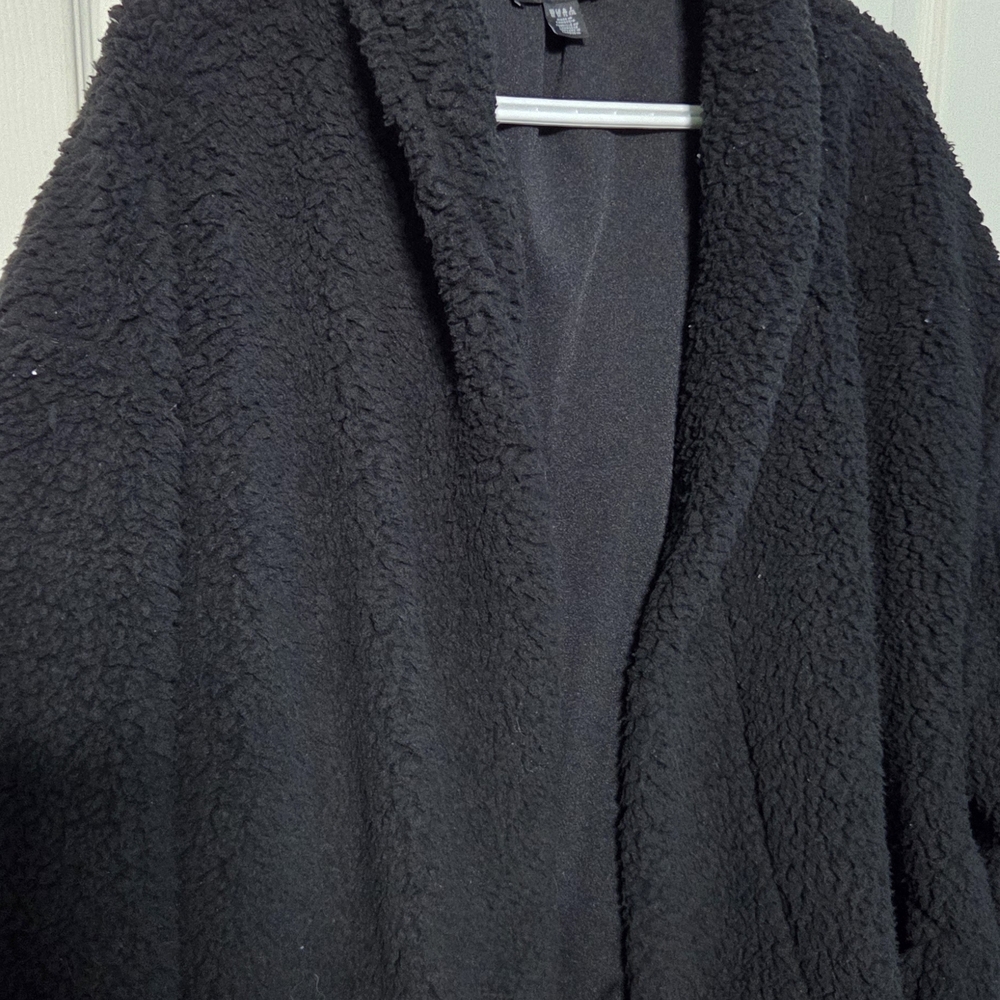 Lord & Taylor Classic Black Women's Blazer - Picture 2 of 4